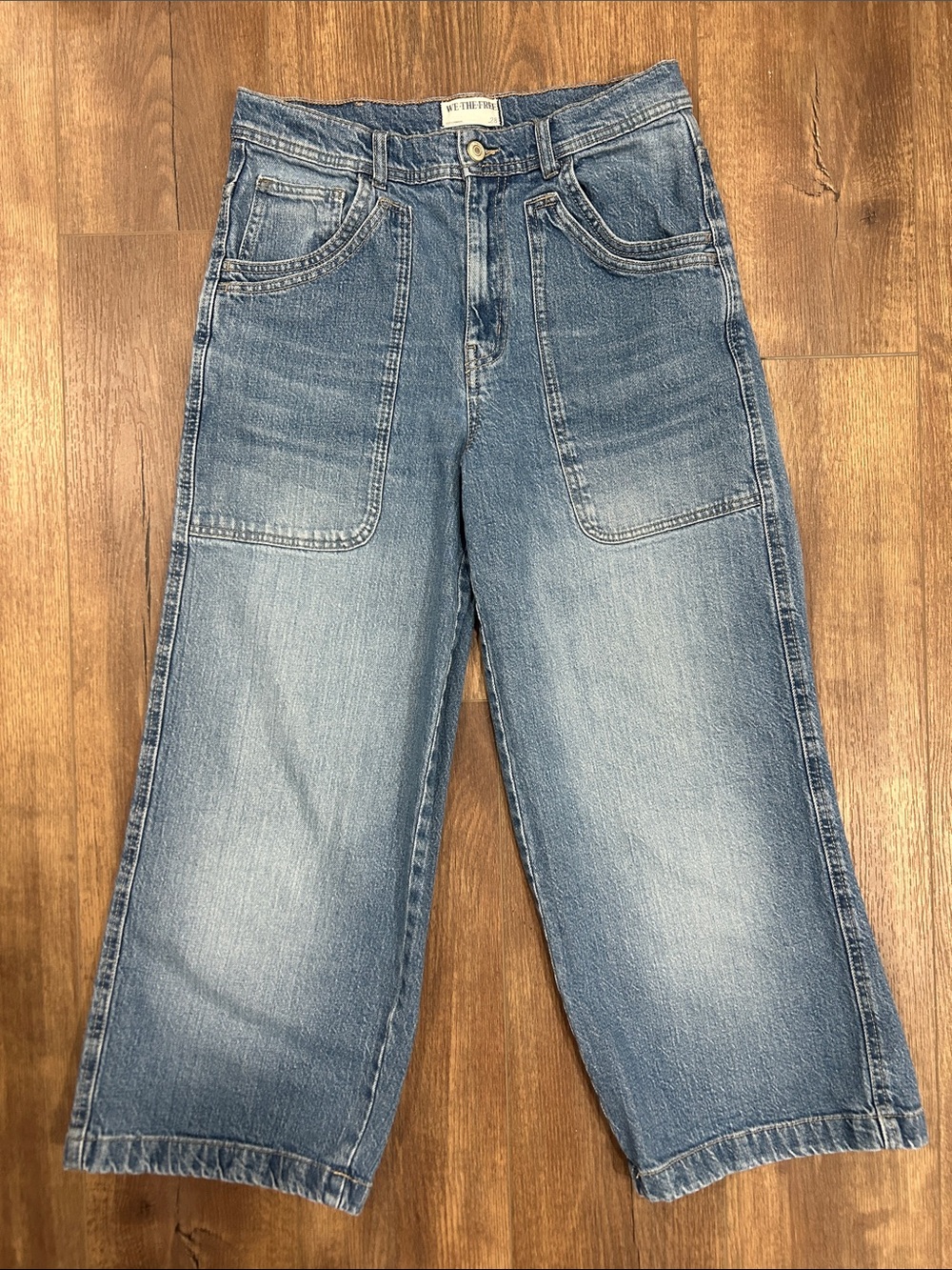 EUC We The Free People blue Mid-Rise Crop Wide Leg Jeans patch pockets size M 28 - Picture 5 of 9